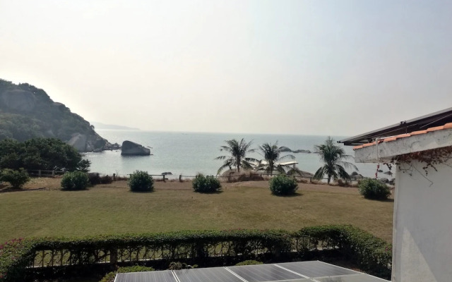 Xun Liao Bay Delta Island Hotel