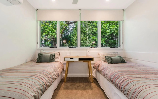 Little Cove Lodge 4 Park Road 24