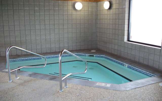 AmericInn by Wyndham Beulah