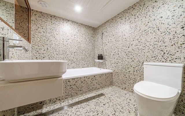 Hotel Seven Step Bupyeong