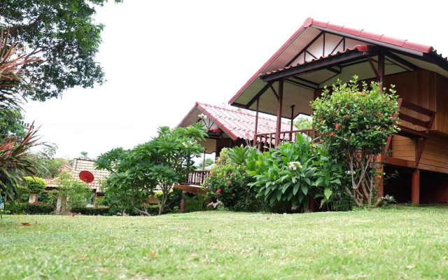 Pooltrap Village Bungalow