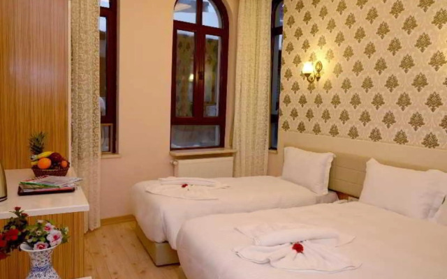 Grand Seigneur Hotel