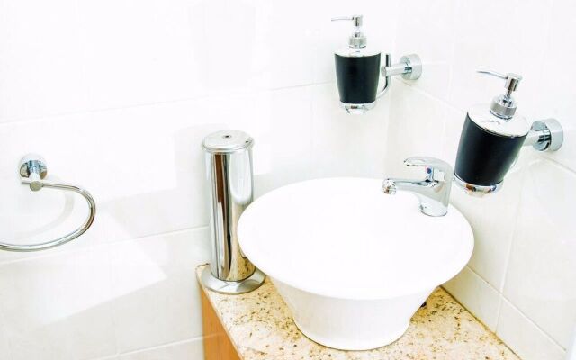 Ui Elemea Suites