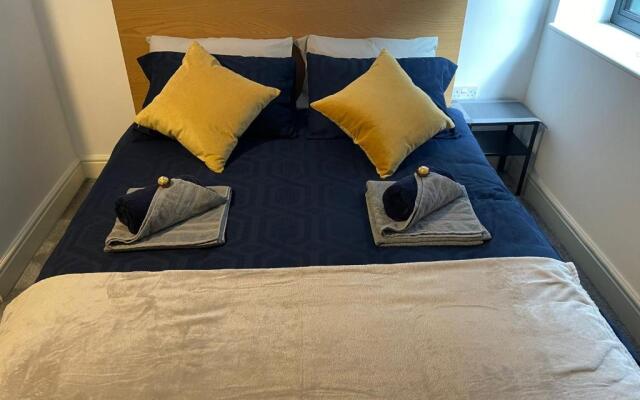 Queens Apartment - Lovely entire apartment