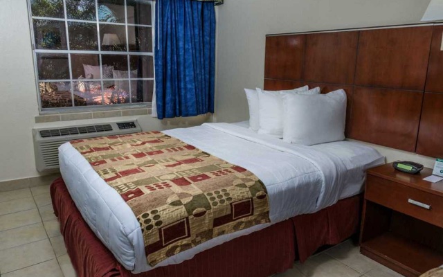 Flamingo Express Hotel