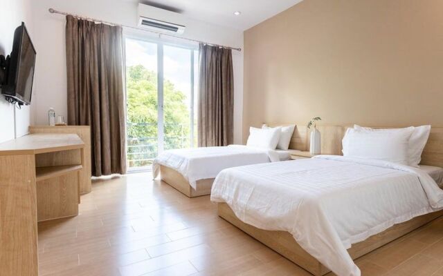 O2 Hotel Lopburi