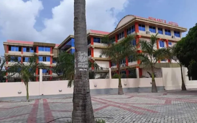 Nemarts Hotel
