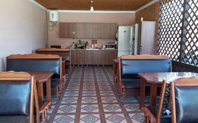 Arins Park Guest House