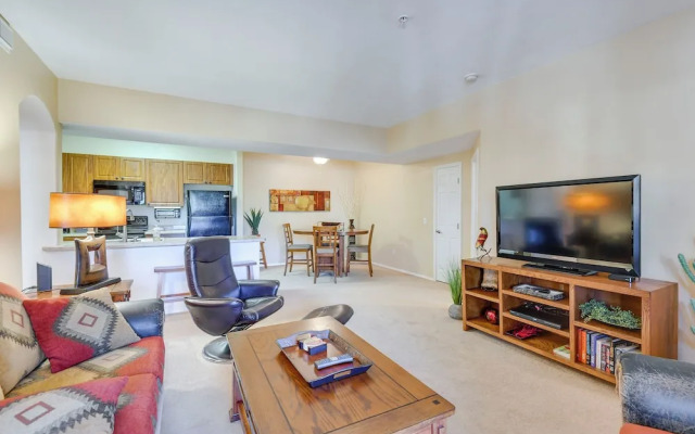 Pool Access, Private Patio & Grill: Mesa Condo!