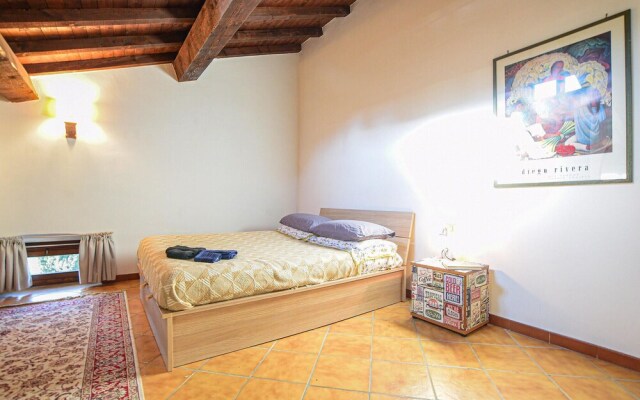 Beautiful Apartment in Monte Antico With 2 Bedrooms