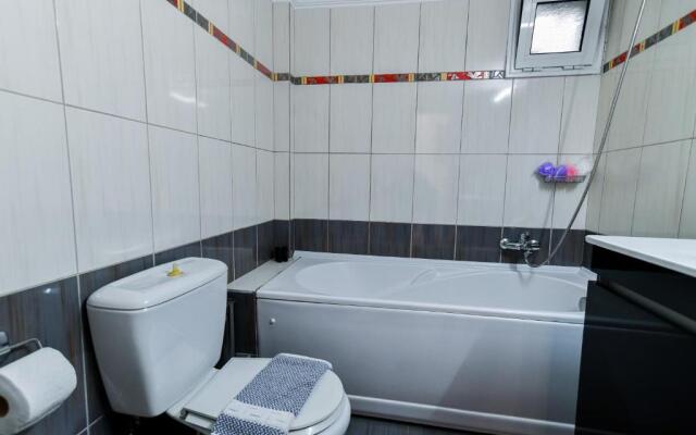 Friendly Flat 1