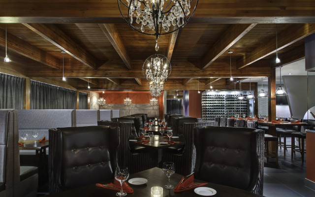 Valhalla Hotel & Conference Centre