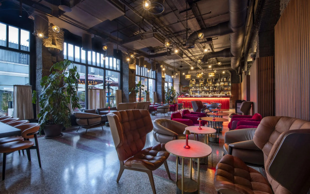 Radisson Red Tbilisi
