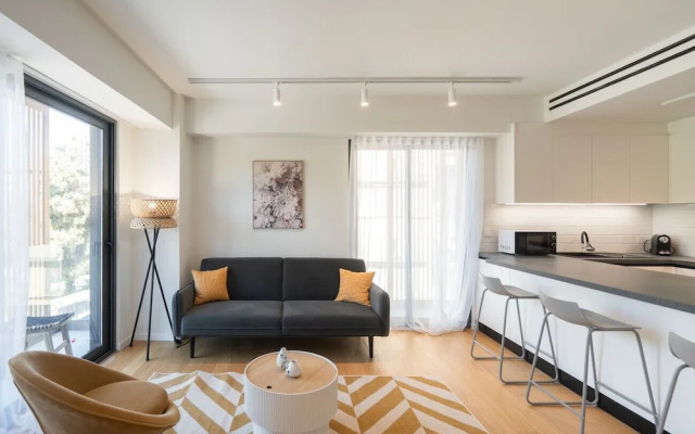 LIV Athinum 1 - Luxury Apartment 1A