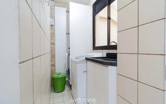 Apto Charmoso Vista Mar em Canasvieiras EMP2201