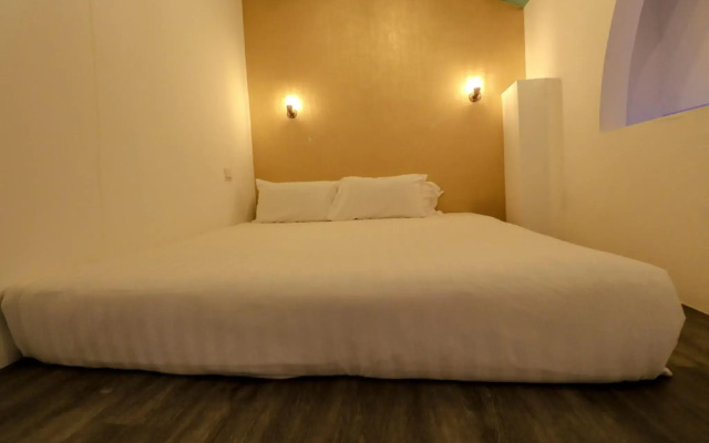 Hotel Calmo Chinatown
