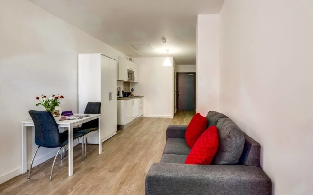 Bright And Modern Studio In Liverpool City Centre!
