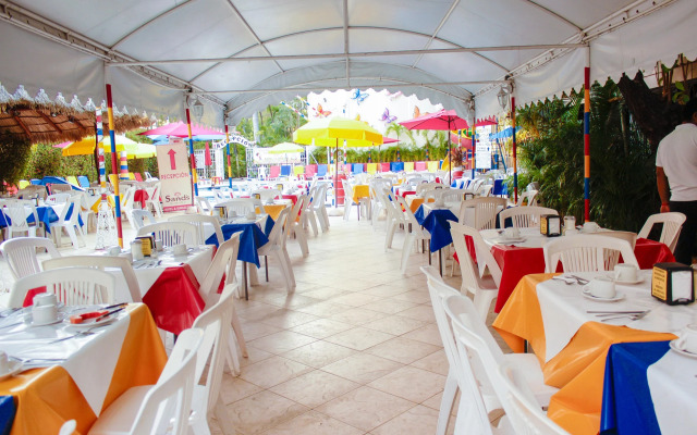 Sands Acapulco Hotel & Bungalows