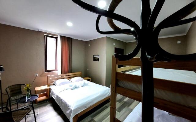 guesthouse nakani