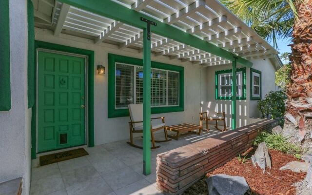 Petite Private Bungalow