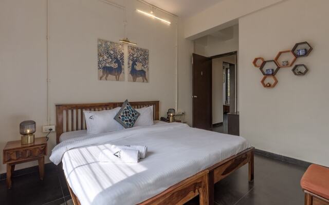 CosmicStays Afita Mohari-Solar Powered Lakehouse