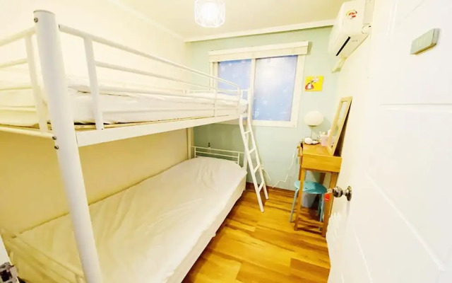 Seoul Station Aroha Guest House
