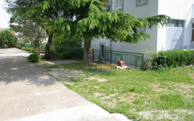 Apartments by the sea Zaostrog, Makarska - 2663