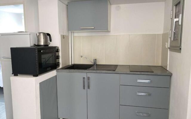 Appartement Balaruc-les-Bains, 2 pièces, 2 personnes - FR-1-553-115