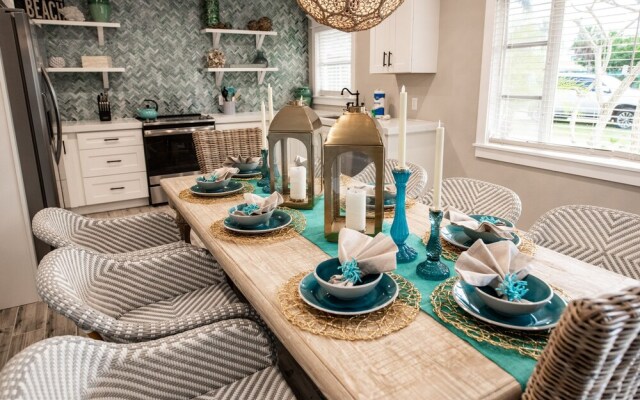 Island Life by AMI Locals