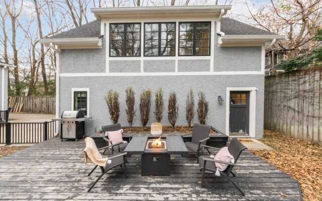 Tudor Style Carriage House