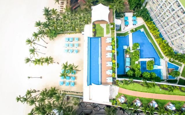 The Lind Boracay