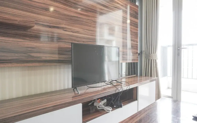 Well Appointed 1Br At The Wave Kuningan Apartment