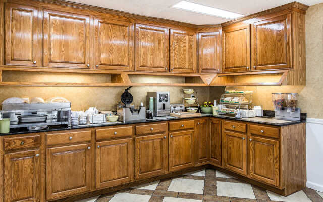 Quality Inn Thomaston