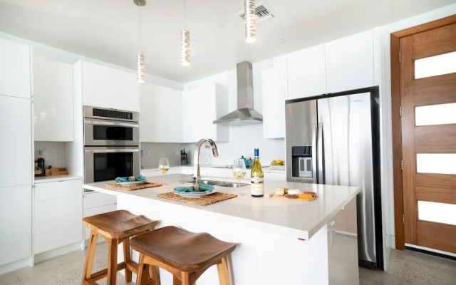 Lighthouse Point Residences