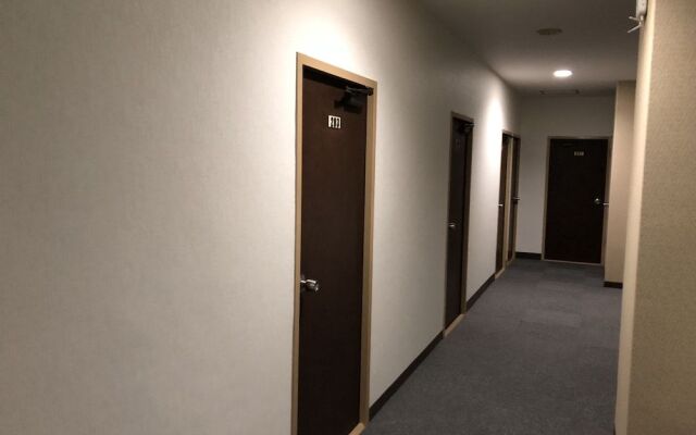 Business Hotel Tenmonkan Park - Hostel