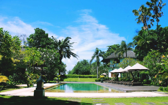 Avillion Villa Cinta @ Sanur