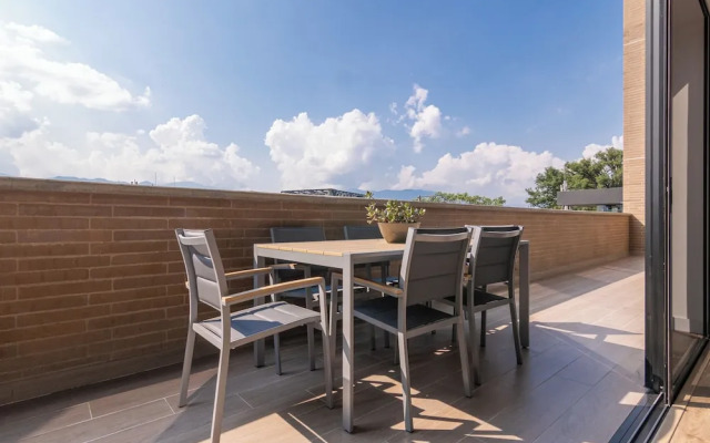 Luxury Apto 2 Bd-2 AC in Aguacatala
