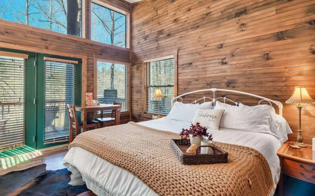 Rivers Edge Treehouses