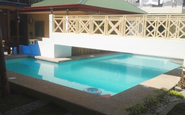 Alona KatChaJo Inn