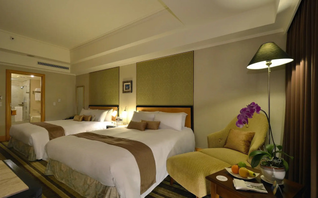 Lees Hotel