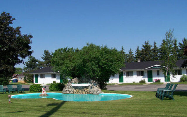 Motel Claire Fontaine