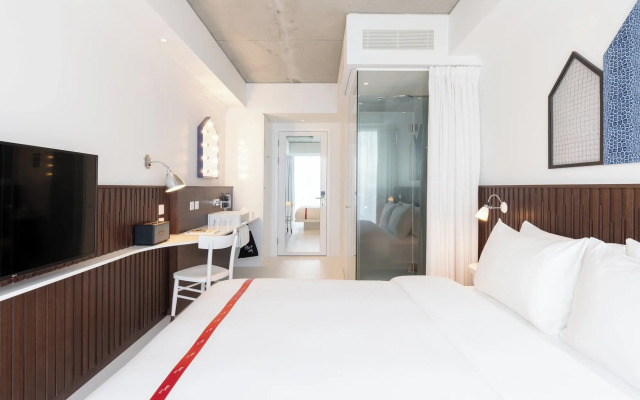 Ruby Zoe Hotel London