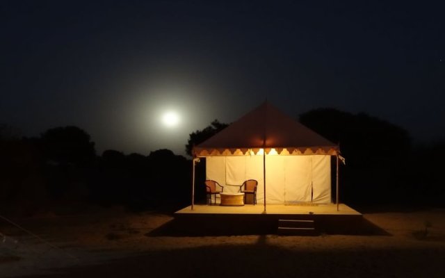 Damodra Desert Luxury Camp Tents