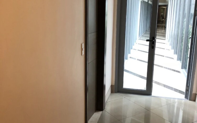 Cubao ManhattanHeights Unit 5H Tower C