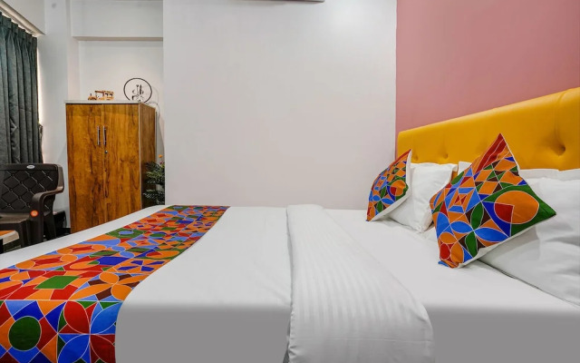 Hotel Skycity Premium AC Room in Surat