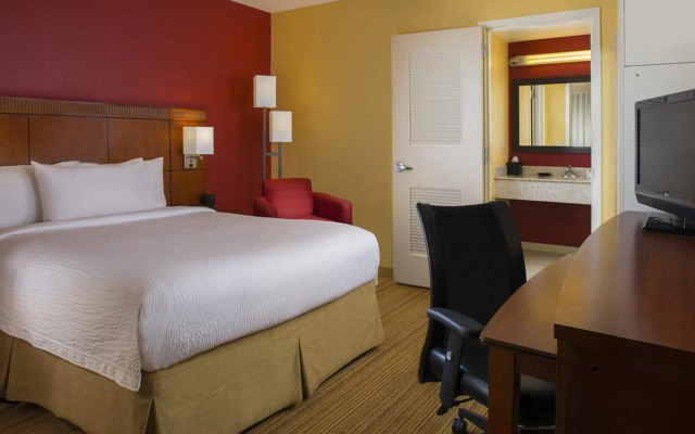 Courtyard by Marriott New Orleans Near the French Quarter