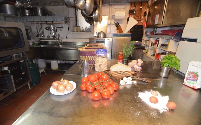 Paradise in Tuscany Villa Gelsomino for 810 People