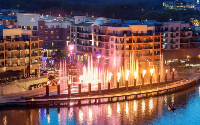 Hilton Promenade at Branson Landing