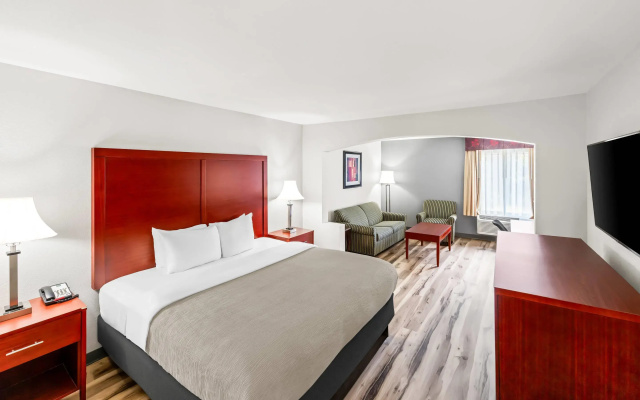 Quality Inn & Suites Richburg I-77