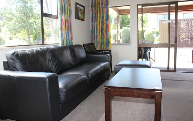 17b Denby Place